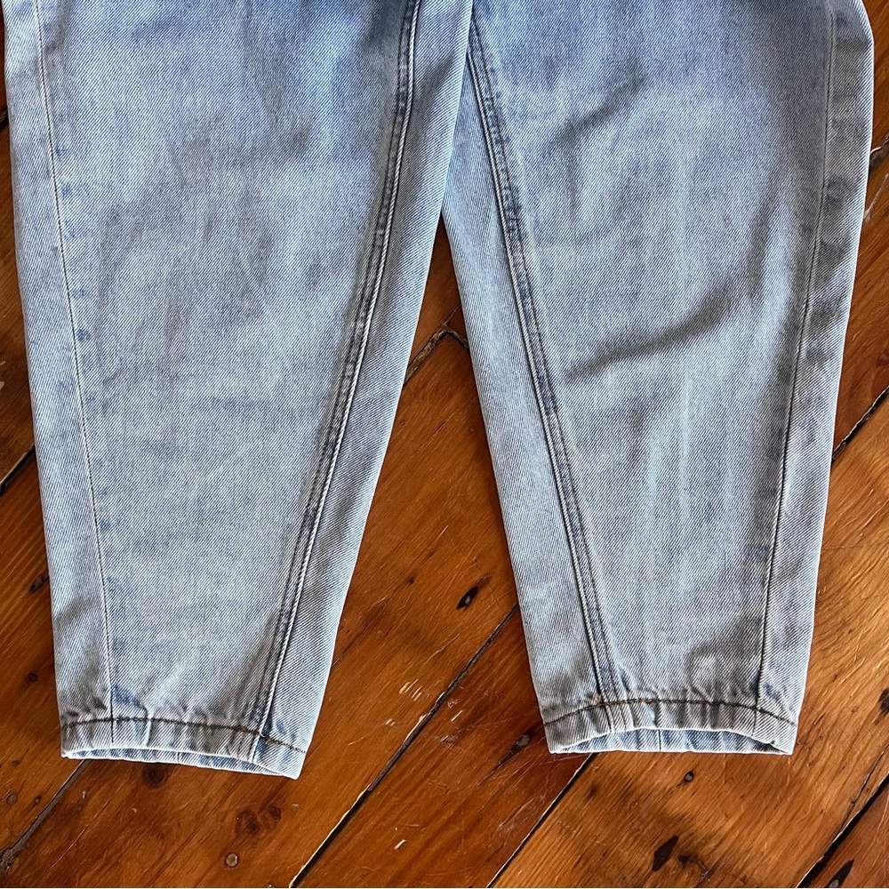 Poetry High Rise Cropped Tapered Jeans Light Wash Denim Size 10 - Picture 11 of 16